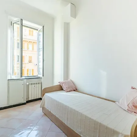 Amazing In With Kitchenette * Genoa